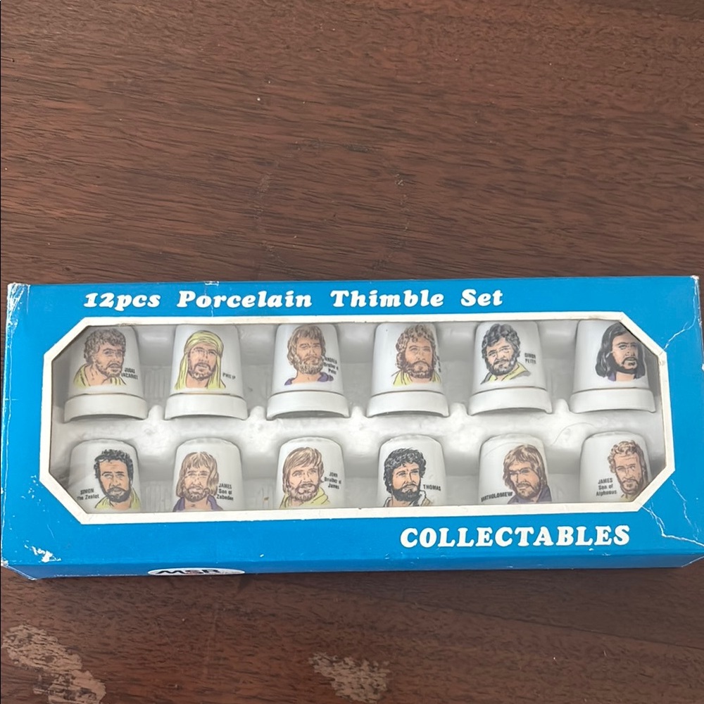 Porcelain Thimble Set with Collectible Designs